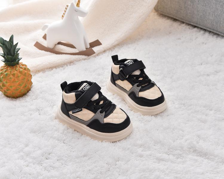 Winter Kids' Plus Velvet Mid-Top Sneakers: Warm Cotton Sports Shoes for Boys and Girls