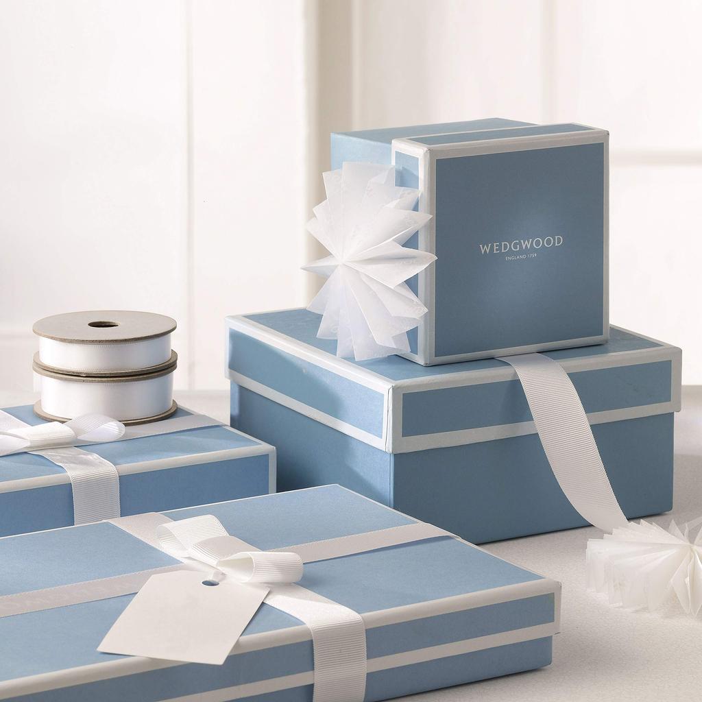 Wedgwood Jasper Desk Clock (Officially Imported) 14cm Tall, Magnolia Blossom Design, Perfect as a Wedding Gift