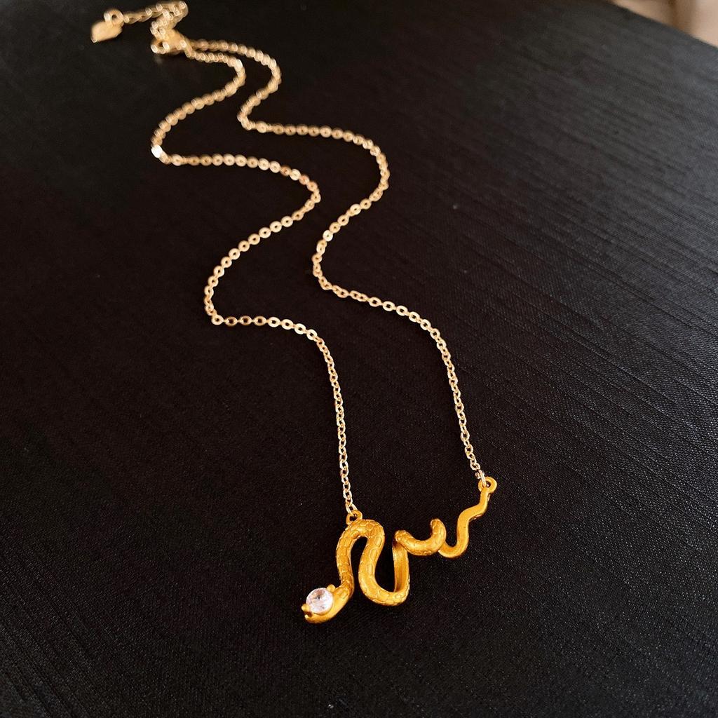 Korean fleece rope color artificial tiger's eye stone bag necklace niche design sweater chain retro necklace