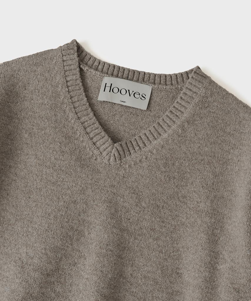 HOOVES Wool Blend V-Neck Crop Knit [Beige]