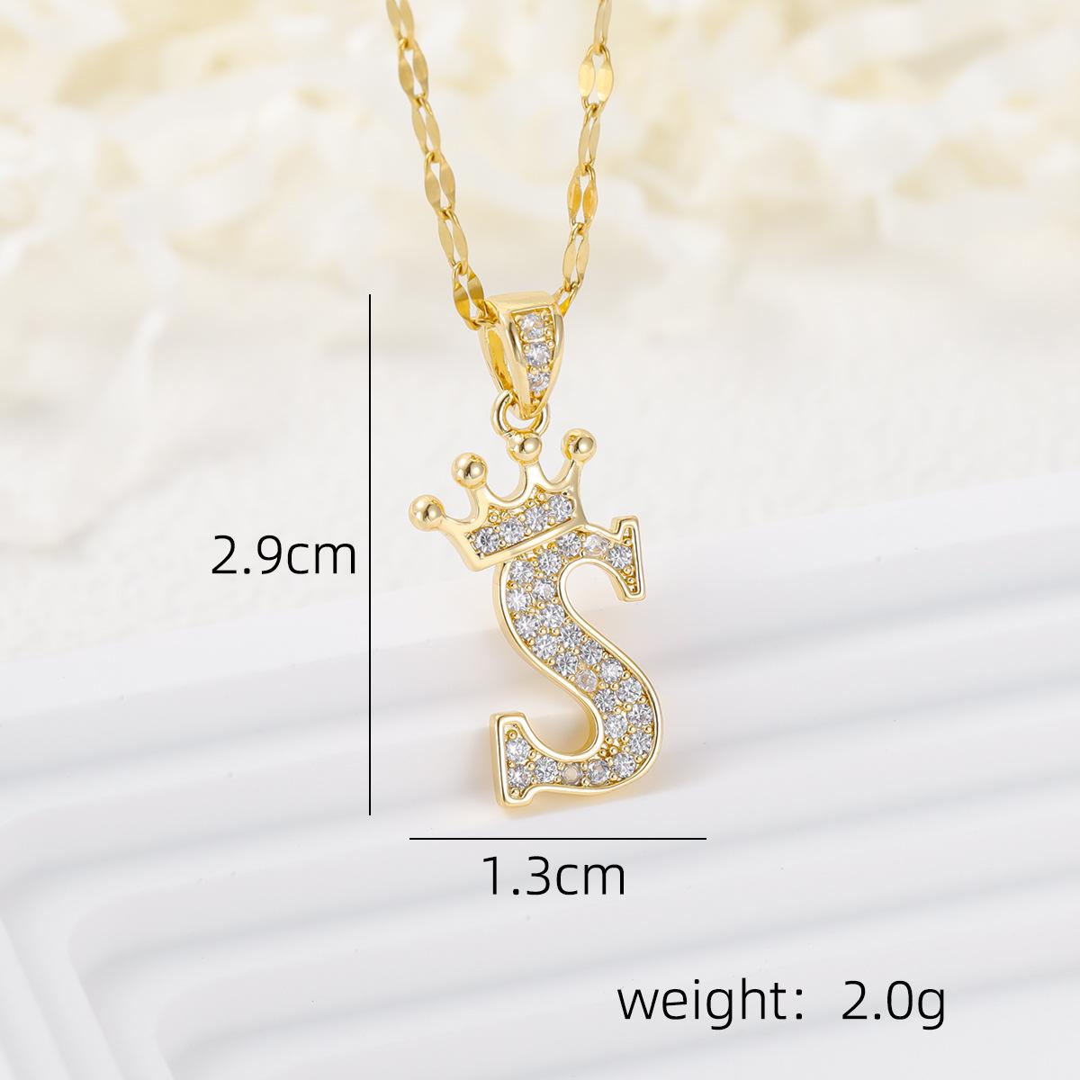 

Медная циркониевая подвеска-инициал в виде короны с ключичной цепочкой Single Pendant