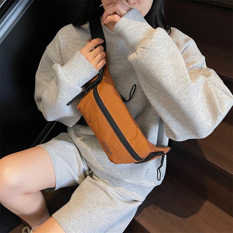 Japanese and Korean casual alphabet neutral breast bag ins style sports trendy brand shoulder crossbody fanny pack