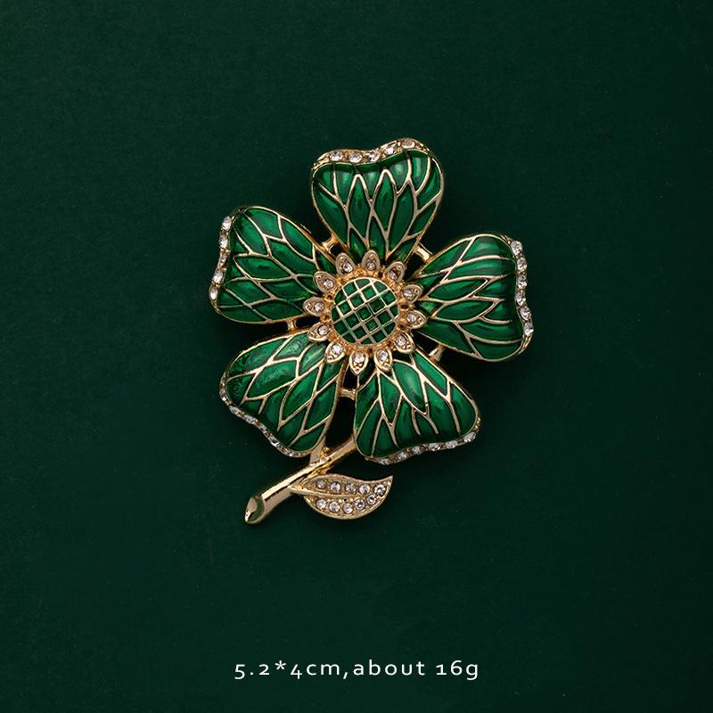 Cute Fashion Animal & Fruit Lapel Pin Brooch Badge for Backpack