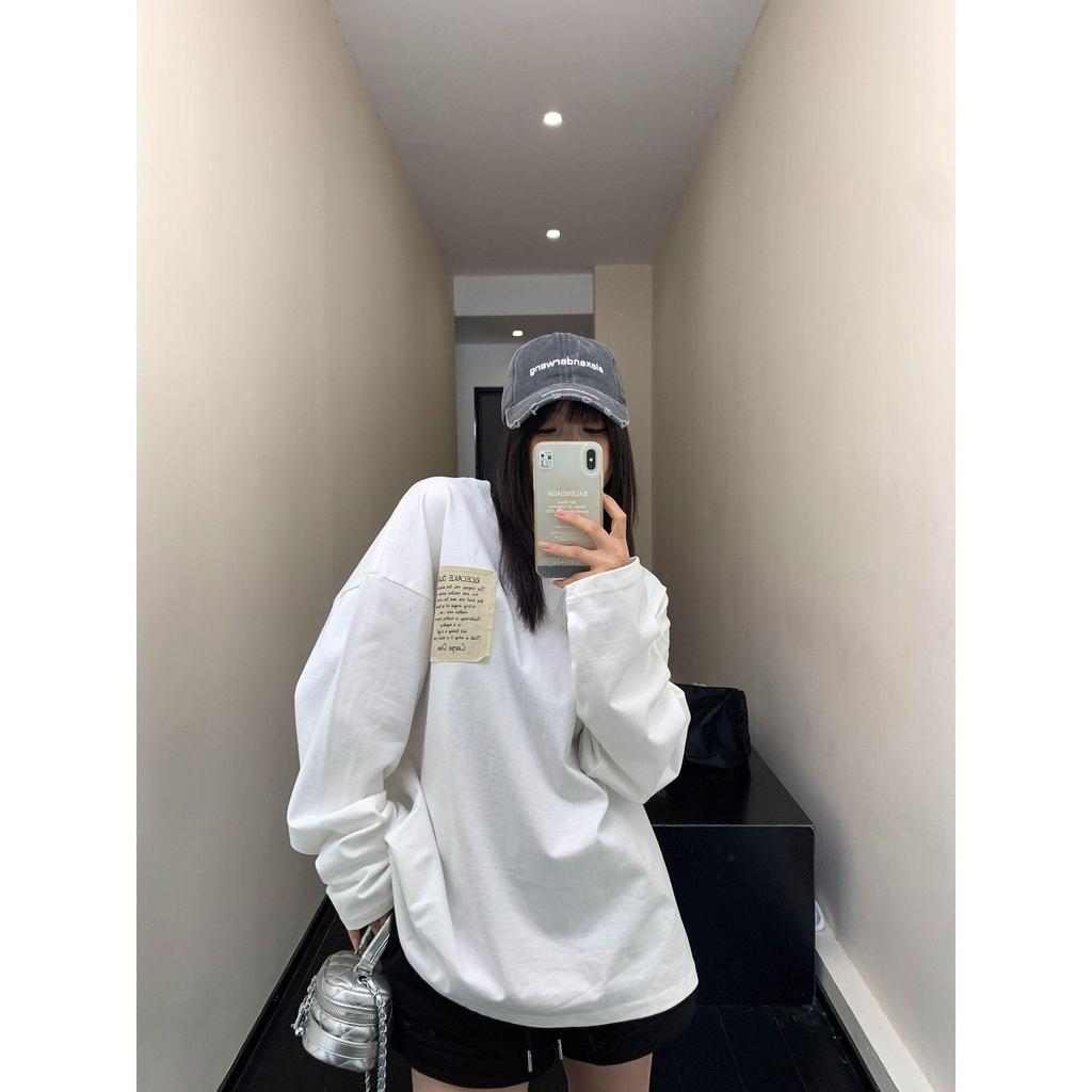 2025 New Arrival: European-Style White Long-Sleeve Women's T-Shirt, Mid-Length Loose Fit, Pure Cotton Base Layer for Autumn/Winter