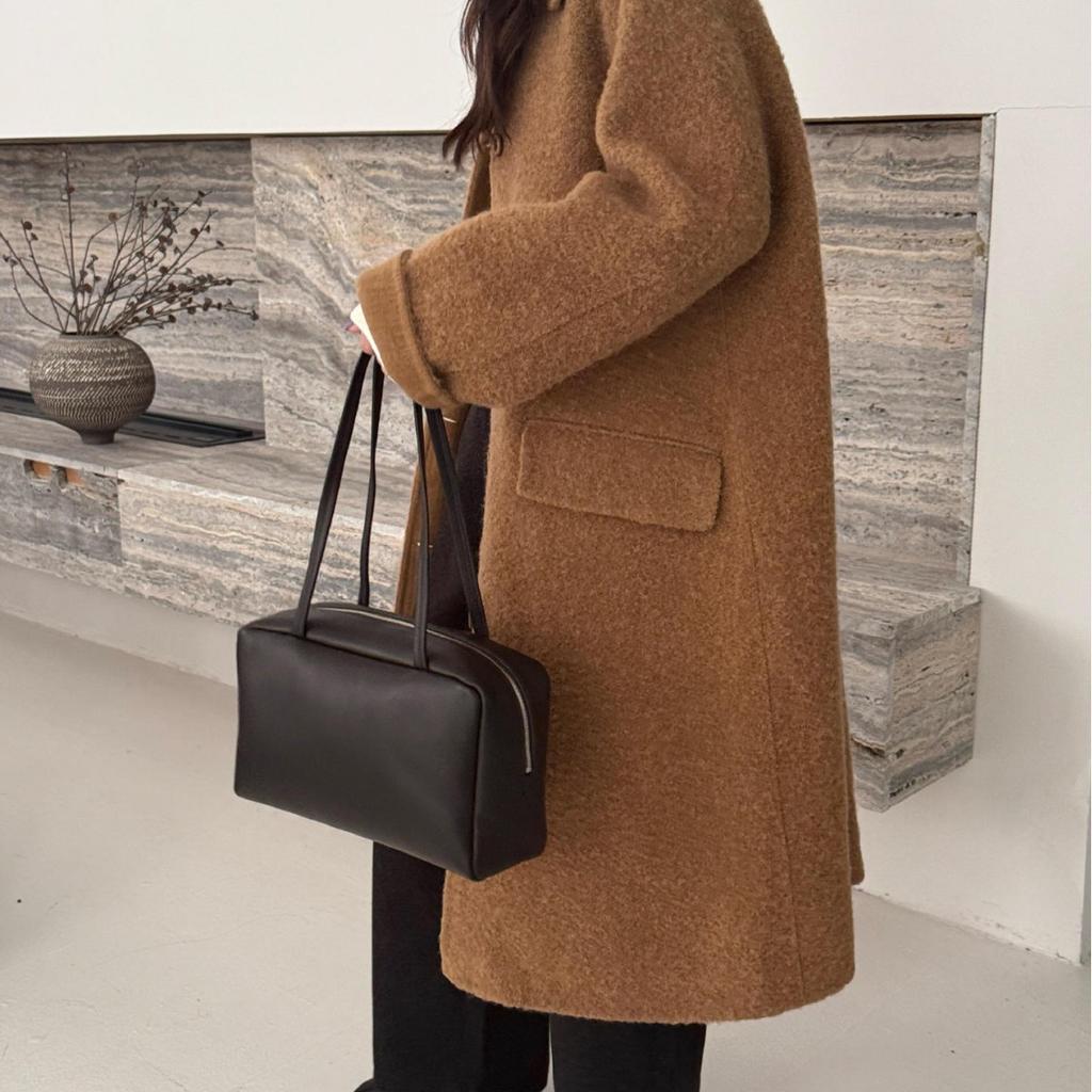 First layer cowhide astra bowling long handbag TR minimalist pillow bag shoulder underarm commuter bag women