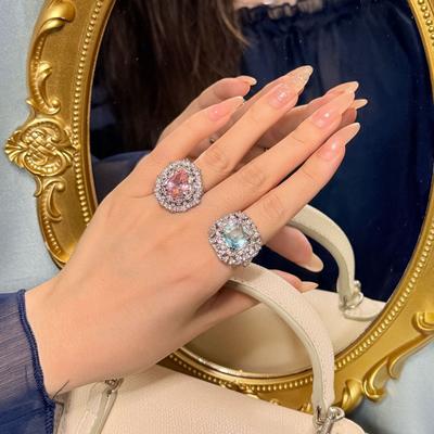 Luxus-High-End Meeresblau farbener Schatzring Damen Öffnung Verstellbar Leichter Luxus Rosa Ring Schmuck