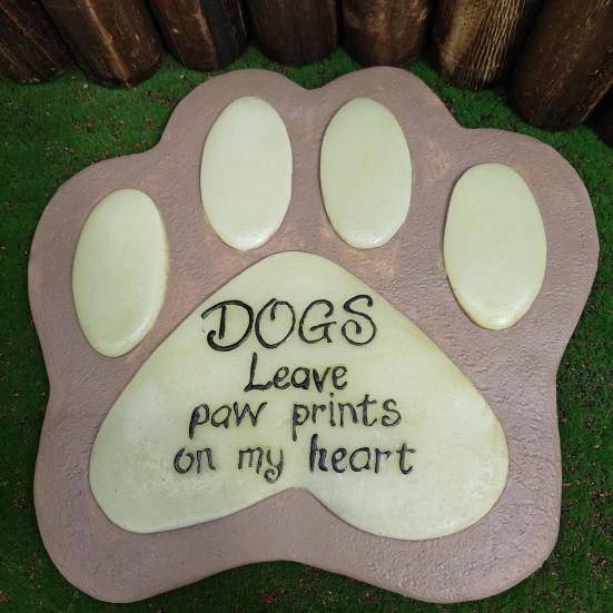 Garden Stepping Stone Glow-in-The-Dark Butterfly Insect Resin Garden Stone Moon Sun Star Stepping Stone for Patio Lawn