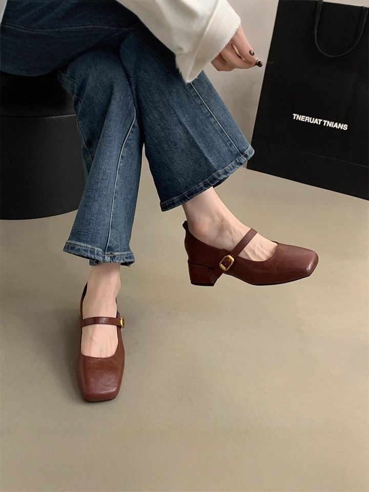 French Retro Square Head Light Mouth Single Shoes Women's Middle Heel Spring and Autumn Evening Temperament Fairy Thick Heel Mary Jane Small Leather 