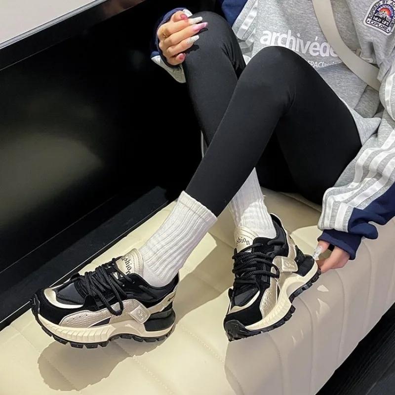 Mode Waffel Forrest Gump Schuh Damen 2024 Neu Herbst Winter Farbabstimmung Dicke Sohle Samt PU Schnürschuhe Weiche Lässige Sportschuhe