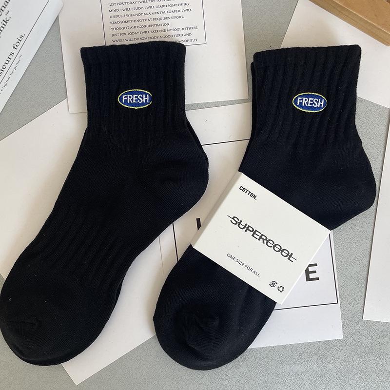 Unisex Breathable Cotton Mid-Tube Socks: Thin & Deodorant for Spring/Summer Sports