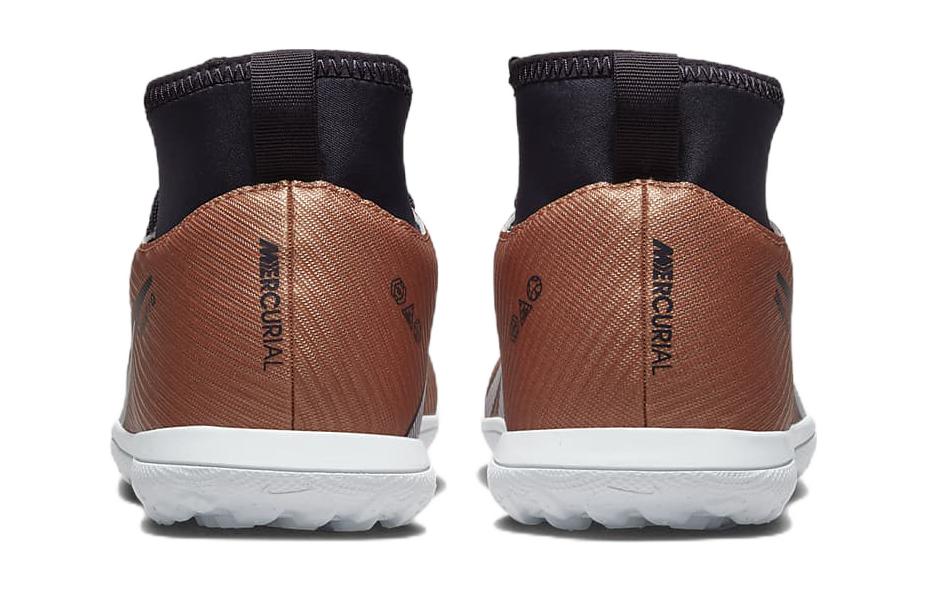Nike Giovane. Mercurial Superfly 9 Club Antiscivolo Ammortizzazione Resistente all'Abrasione Mid top Scarpe da Calcio per Bambini DR6073-810