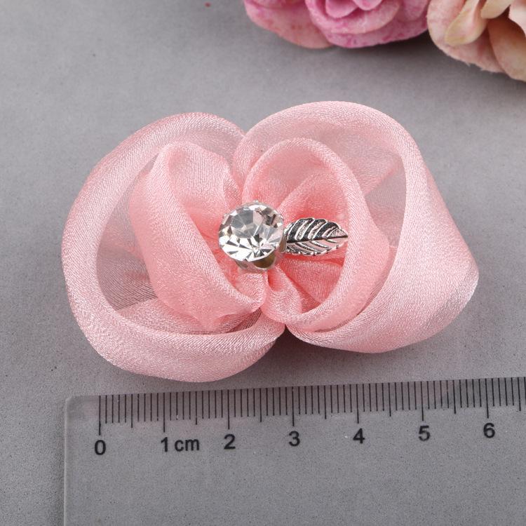 Frühlings-Haar- und Schuhblumen-Accessoires – handgefertigte Blumen aus Wolkengarn für Haarnadeln und Kleidungsdekor für Mädchen