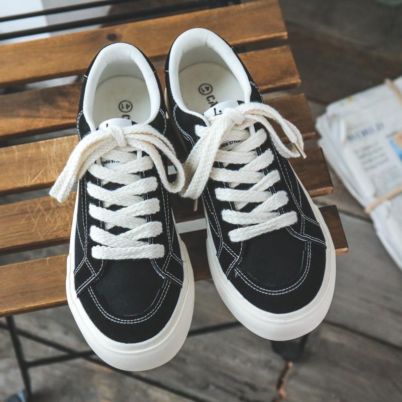 

Новые мужские классические модные низкие кеды для скейтбординга, удобные студенческие мужские дышащие трендовые повседневные кроссовки на мягкой подошве для мальчиков 39 чёрный