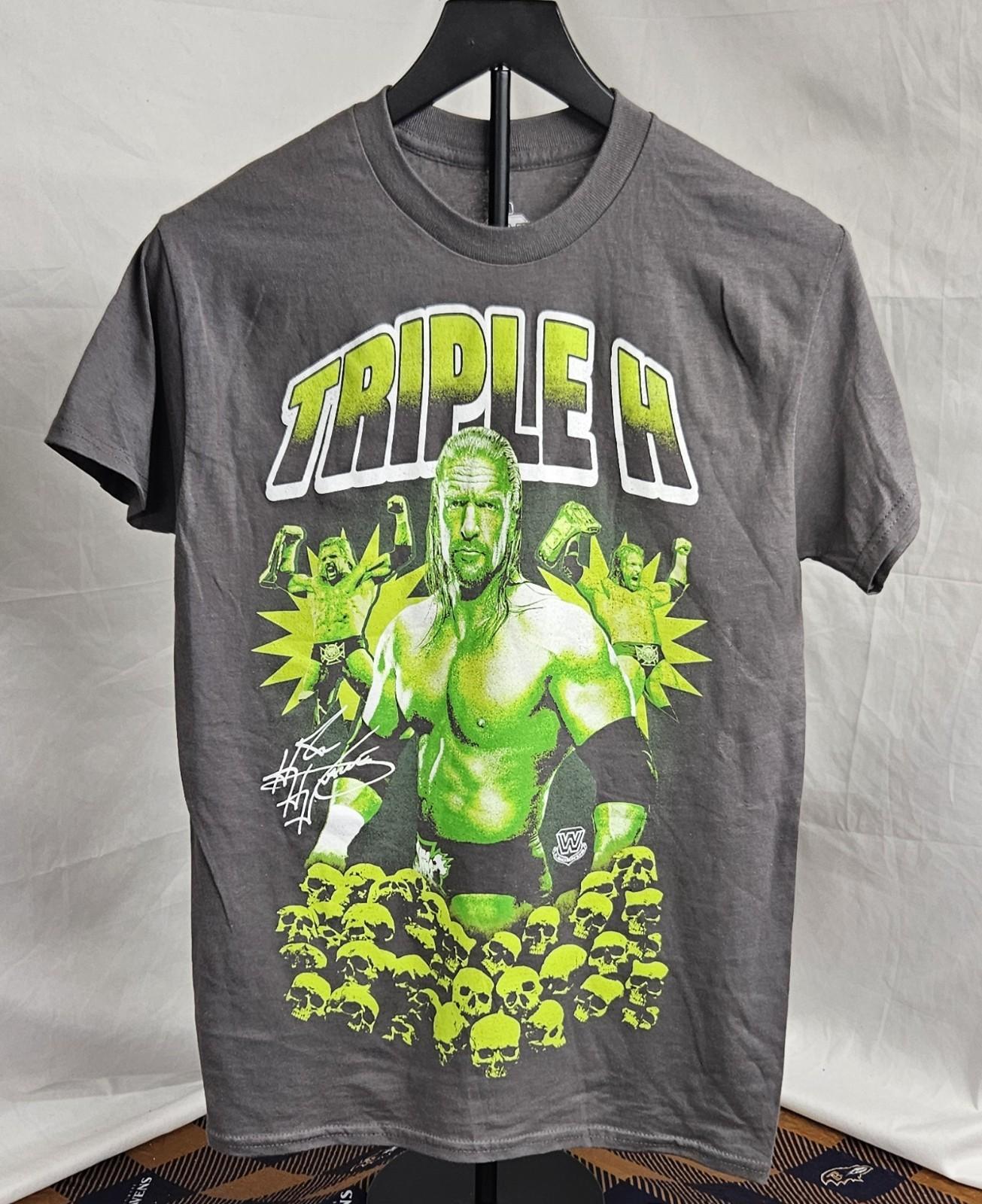 WWE Legends Triple H Crewneck Graphic Size Small and 3XL Grey Unisex T-Shirt L