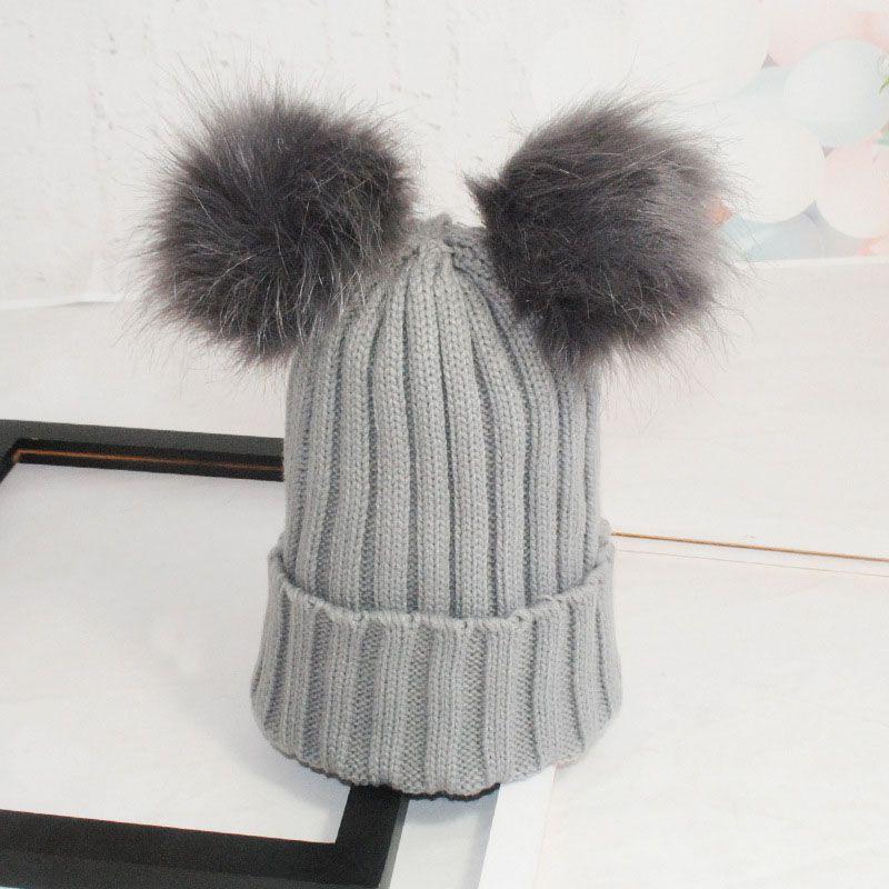

Женская зимняя вязаная шапка-бини с пушистым двойным меховым помпоном, лыжная шапка светло-серый