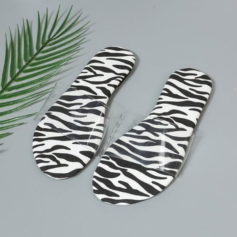 Fashion Summer Women Slippers Shoes Casual Beach Ladies Clear Sandal Comfortable Flat Indoor Slides Woman Transparent Shoes