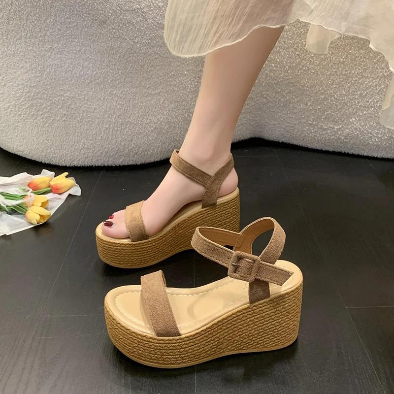 

New Summer Fashionable Wedge Comfortable Wear-Resistant Buckle Sandals Thick Sole Solid Color Suede Women 38