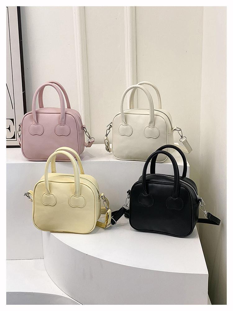 2024 New Style Minimalist Fashion Shoulder Bag Street Trend Crossbody Bag Spring Popular Ladies Handbag