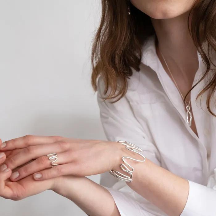 FRAGMENTS BRACELET 07