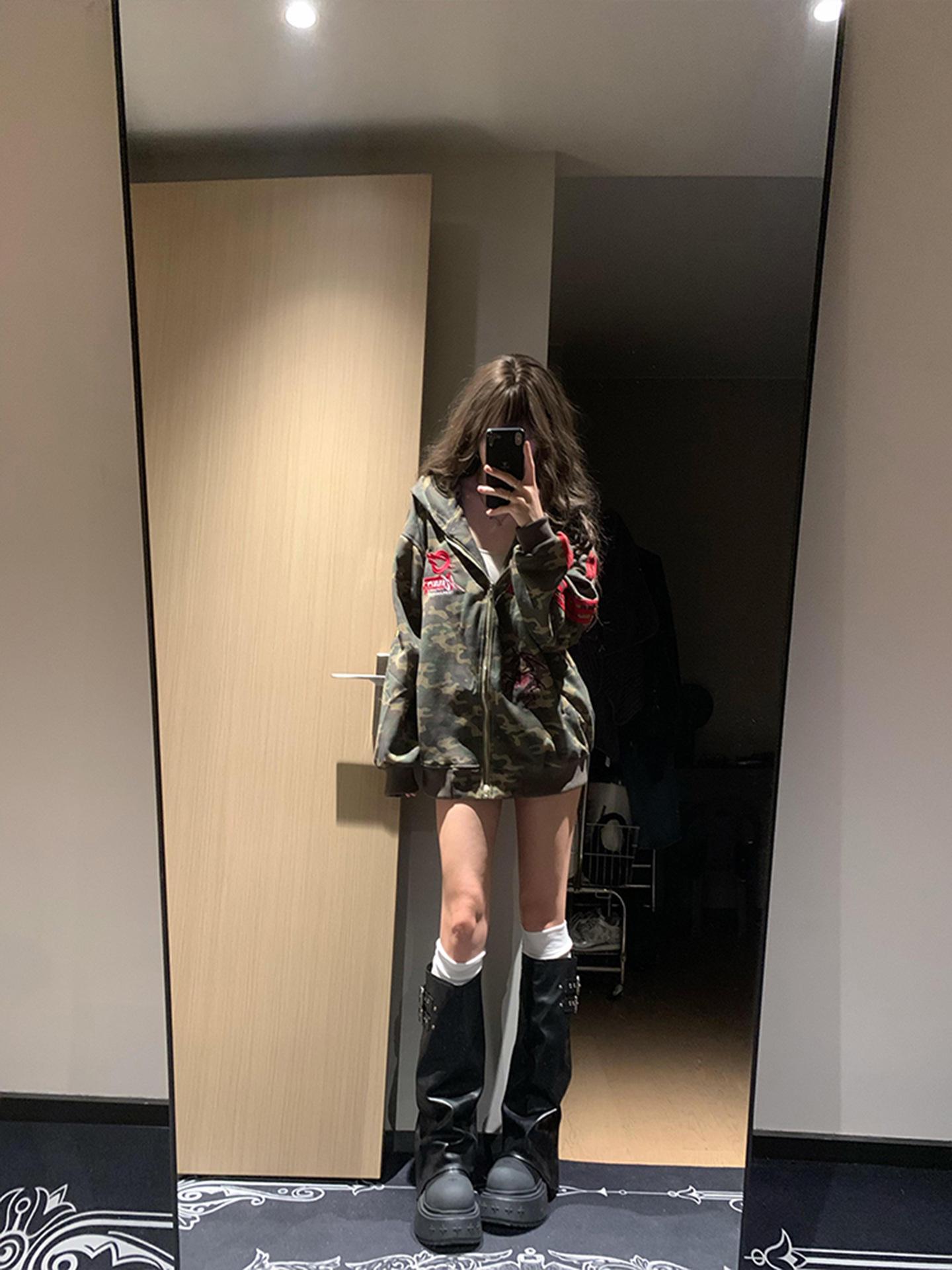 

Женская толстовка-куртка оверсайз с камуфляжным принтом и капюшоном, в корейском стиле, весна/осень 2025. Extra Large