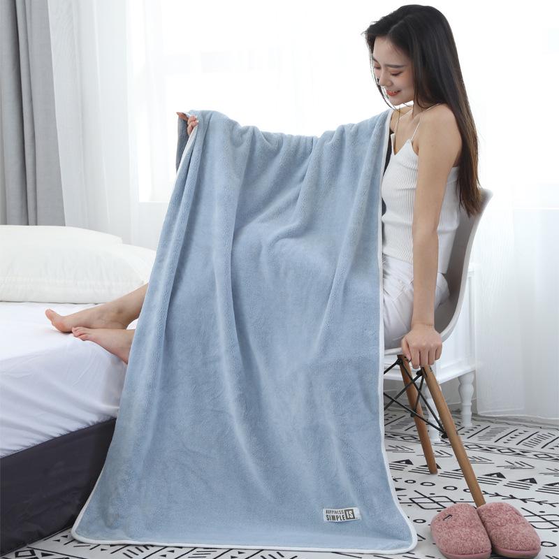 Extra Large Coral Fleece Bath Towel 90x180cm - Versatile Wrap for Bath, Sofa, or Nap.