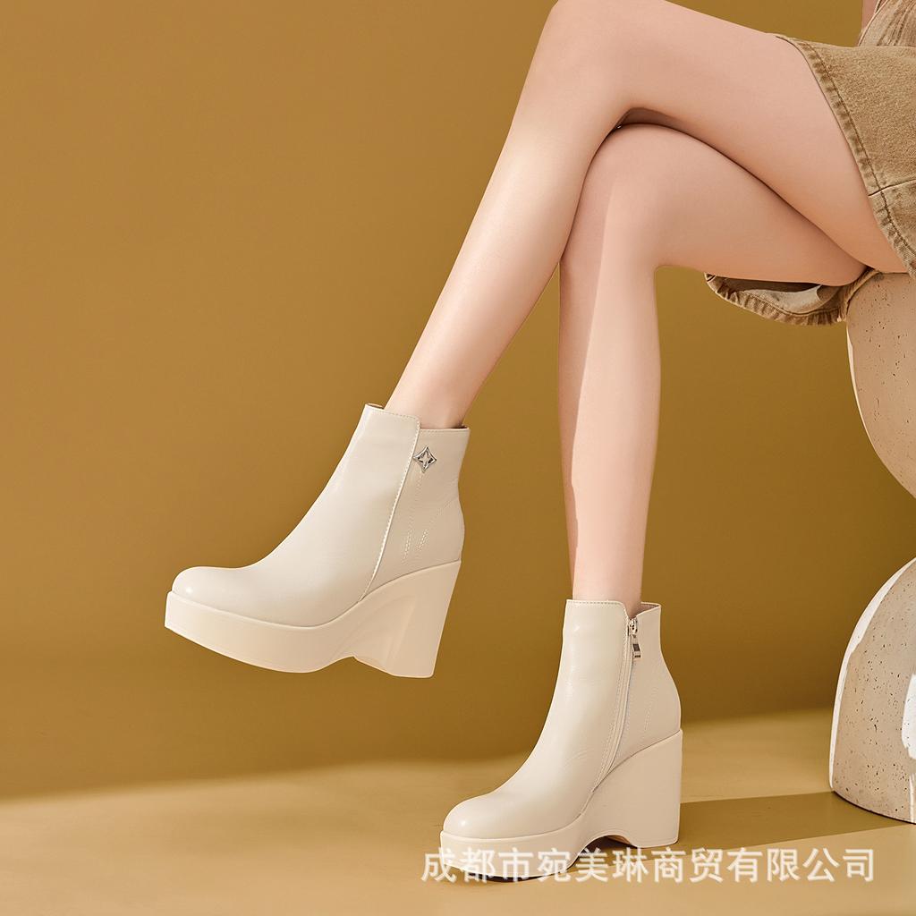 Round head small thick-soled leather short boots 2025 autumn and winter new muffin bottom slope heel versatile super high heel and ankle boots