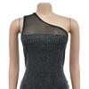 C6666 Damen One-Shoulder Netz-Feder-Bandagekleid mit Heißbohrungen