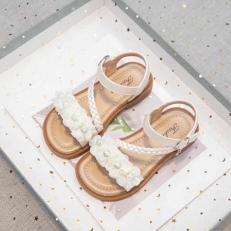 Girls Flower Sandals 2025 New Summer Children Sandals Girls Soft Sole Foreign Style Princess Shoes Fashion Beach Shoes