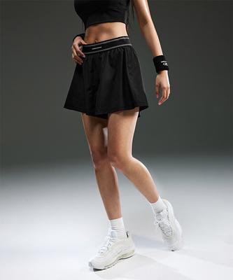 BORN TO WIN W Double Line Band Flare Shorts [Black]