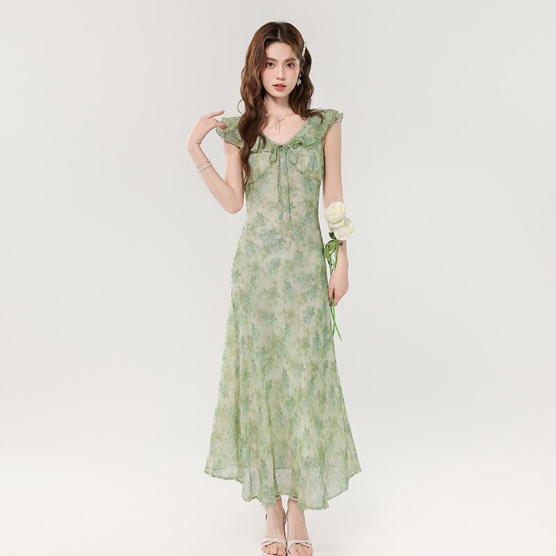 Damen Floral V-Ausschnitt Grünes Kleid - Frühling/Sommer 2026, Urlaubsstil, Fledermausärmel, Tailliert.