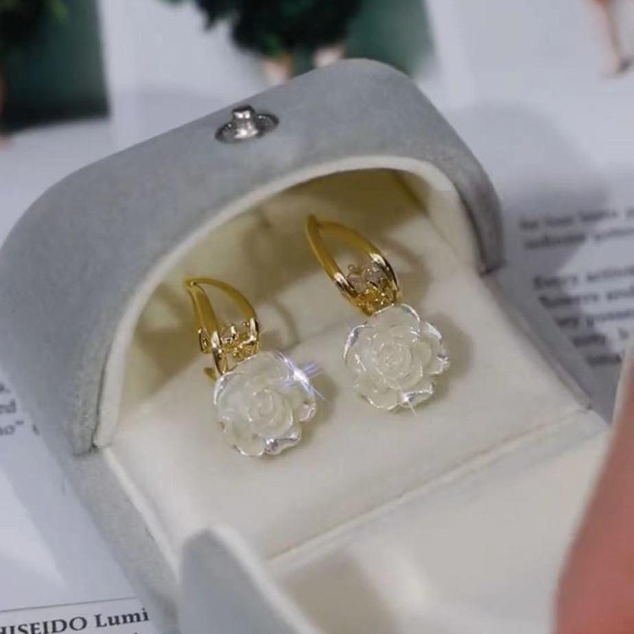 Stylish Shell Flower Rhinestone Dangle Earrings for Women белый