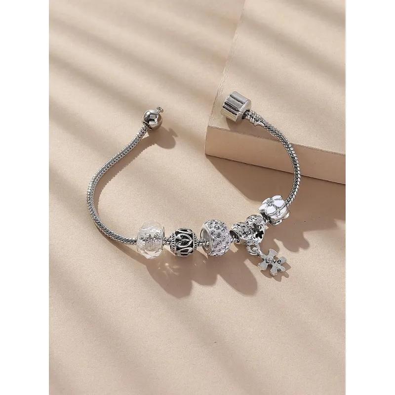 1 Pan Family Bracelet Fashionable and Niche Design, Light Luxury and High-end, Peach Blossom Bracelet for Women's Bracelets