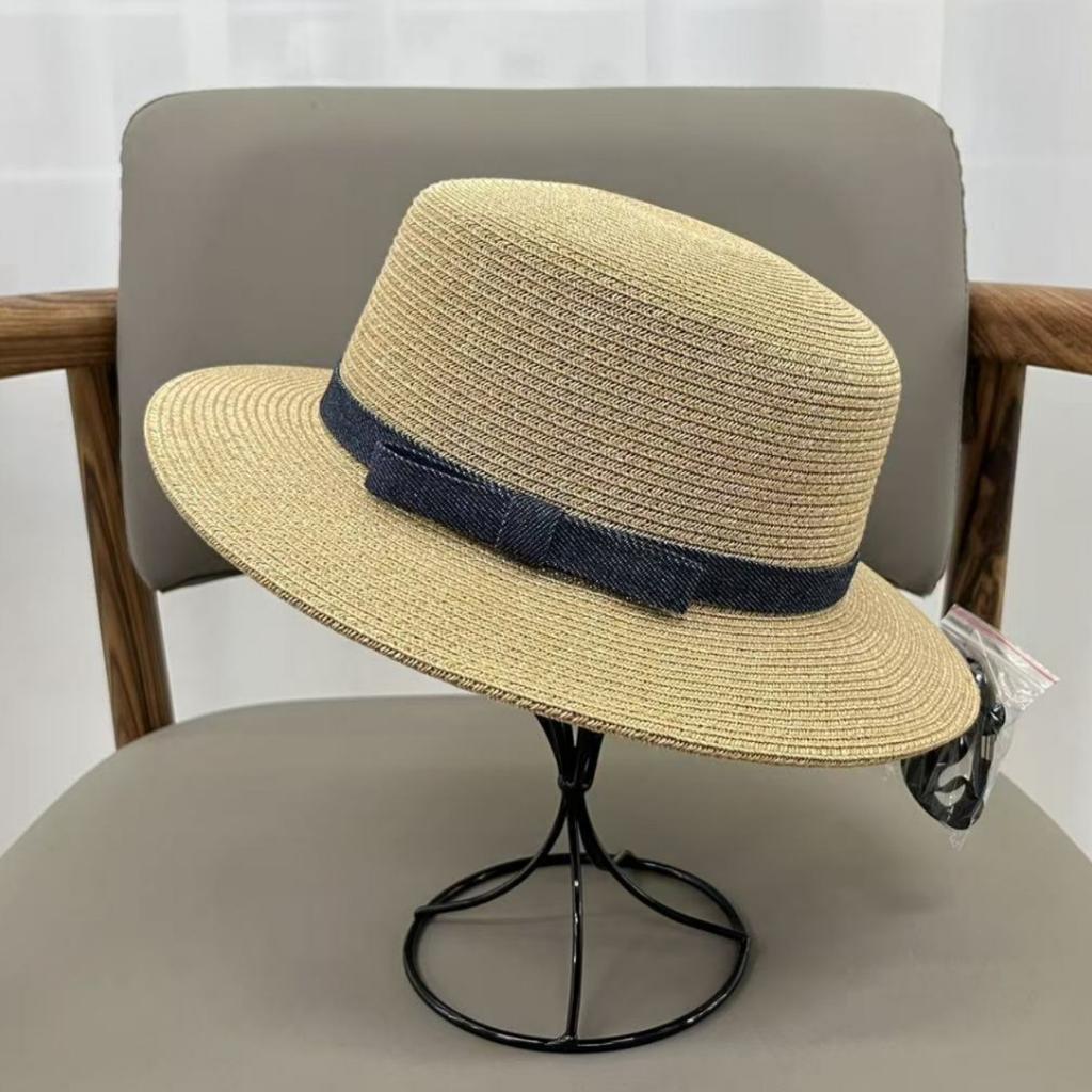 High quality French Hepburn style flat top hat women's summer sunscreen sunshade straw hat travel vacation straw beach hat