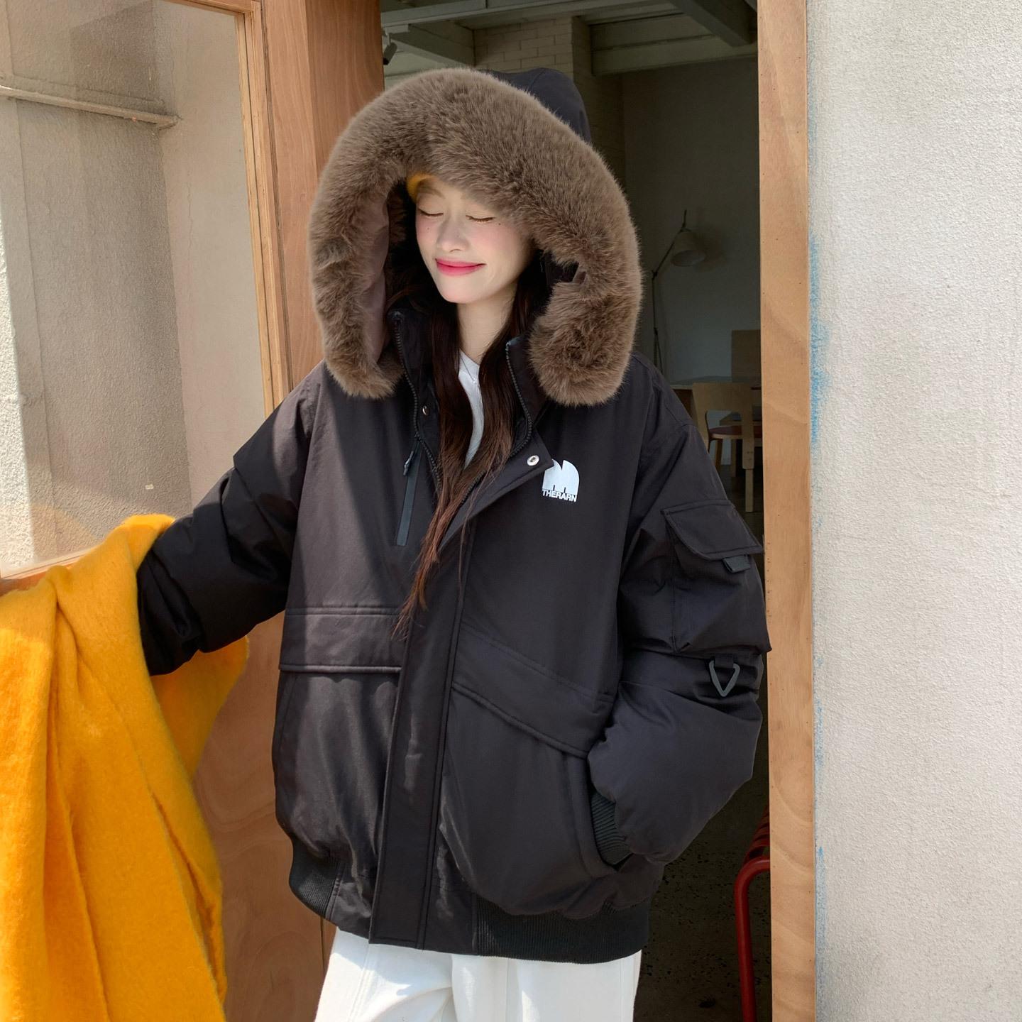 

Женское зимнее новое рабочее хлопковое пальто, короткий стиль, маленький, большой меховой воротник, утолщенная куртка-пирог, хлопковое пальто XL