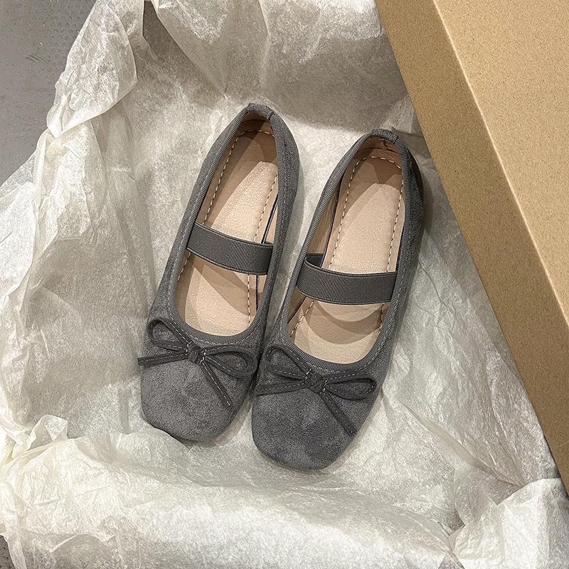 Fashion lightweight retro ballet style shallow mouth single shoes women's 2025 new spring and autumn skirt French Mary Jane shoes