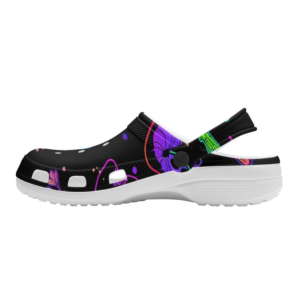 White EVA Clogs with Psychedelic Leaf Print, Lightweight Slip On Garden Shoes, Breathable Beach Sandals, Indoor Outdoor Slippers for Men Women