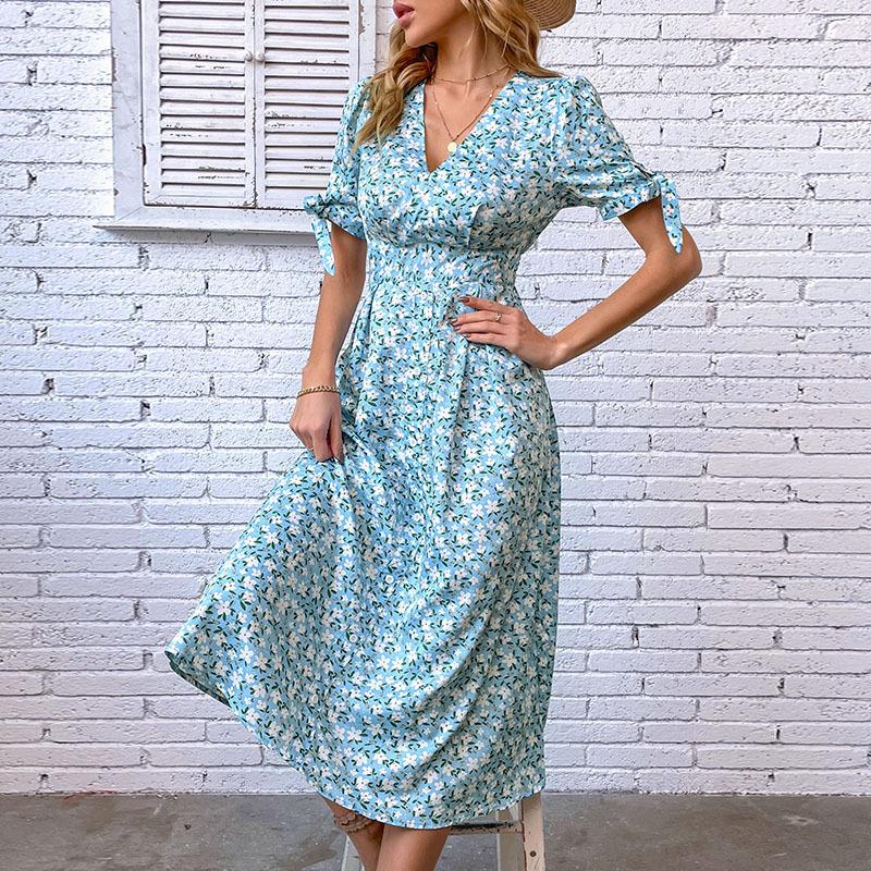 

Летнее новое свежее и милое платье с V-образным вырезом, приталенное, с цветочным принтом S светло-синий