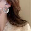 Gentle White Imitation Pearl Stud Earrings French Hollow Out C-shaped Nail Earring for Women Temperament Wedding Party Jewelr K