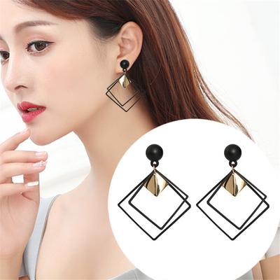 Frauen Mode rhombische klassische geometrische personalisierte Anhänger Ohrringe Schmuck