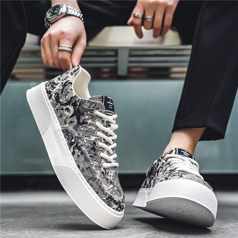 

Fashion Men s Canvas Shoes Thick Sole Sneakers Men Printed Spring Tennis Casual Shoes For Men Breathable Male Vulcanize Shoes Slip On 39 чёрный