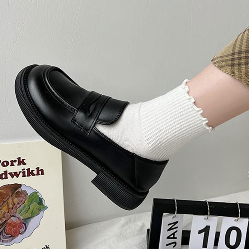 

Маленькие кожаные туфли для женщин в британском стиле, женская обувь на мягкой подошве, не утомляющая ноги, новые весенне-осенние черные лоферы на плоской подошве 40