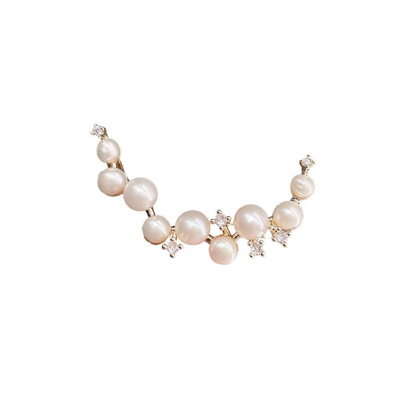 Elegant Pearl Crescent Brooch - Versatile Women's Accessory Pin