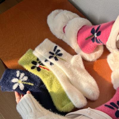 Mink Fur Small Flower Cute Home Fleece Warm Mid-calf Women's Socks, Women's Autumn and Winter Thickened Snow Mohair Socks