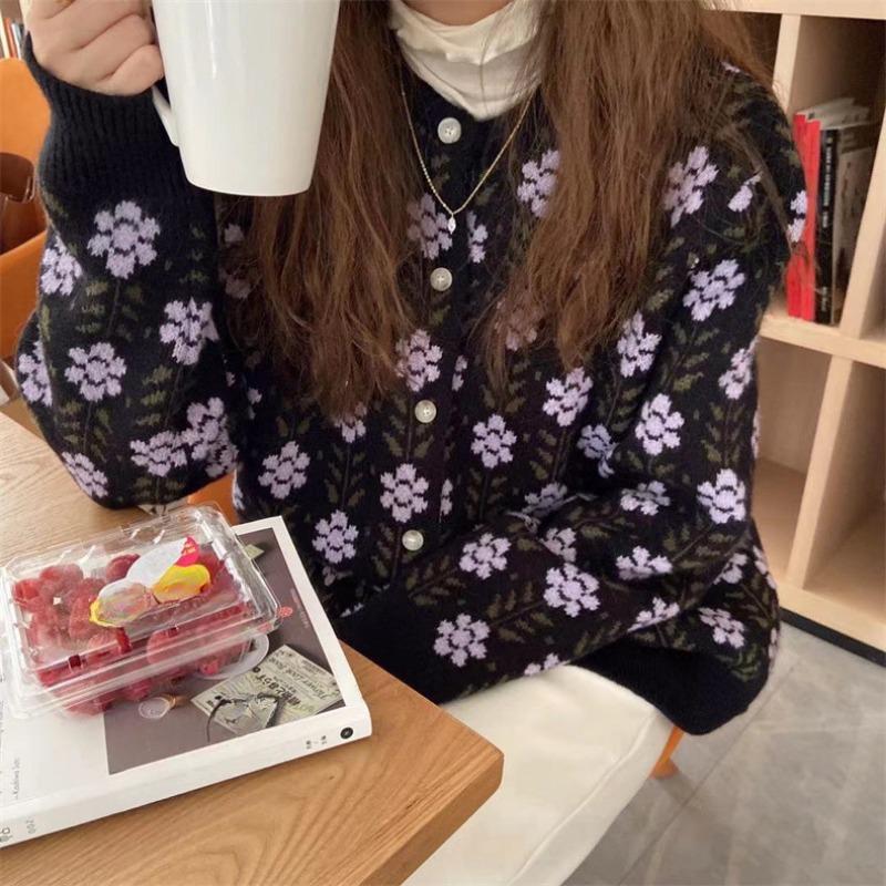 Vintage Jacquard Knitted Cardigan Women's Thick Warm Coat Long Sleeved Single Breasted Knitwear Casual Loose  Gentle Sweet Commuting Top Autumn Winter