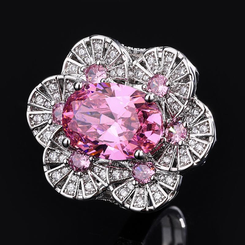 Vintage Royal Sapphire Ring Weibliche Blume Smaragd Ring Mode Rot Korund Ring