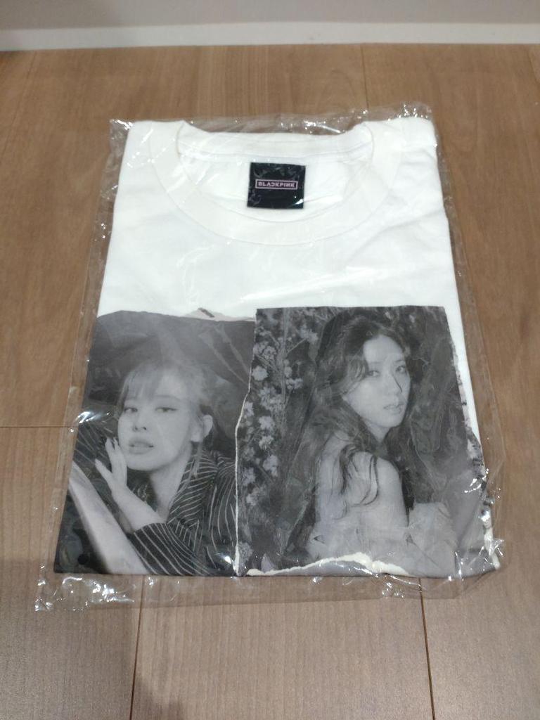 [USED] BLACKPINK popup photo T-shirt size M