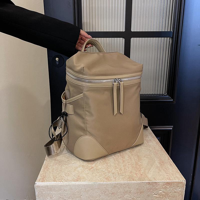 Commuter Backpack Women's New Large-capacity Small Schoolbag Casual Fashion Backpack