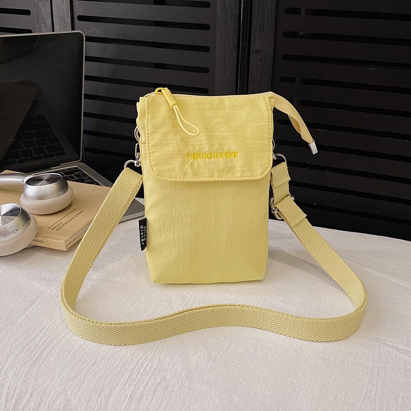 Eine Nischen-Design, Lässige und Hochwertige Tasche, Eine Modische Kleine Quadratische Tasche für Damen, und Eine Einzel-Schulter-Crossbody-Tasche