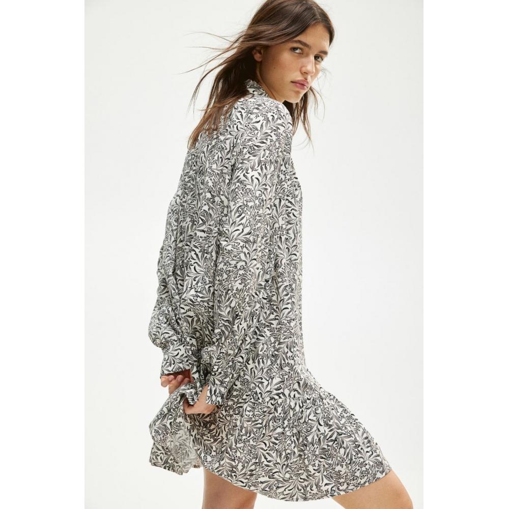 

H M Oversized Shirt Dress Cream Grey Pattern