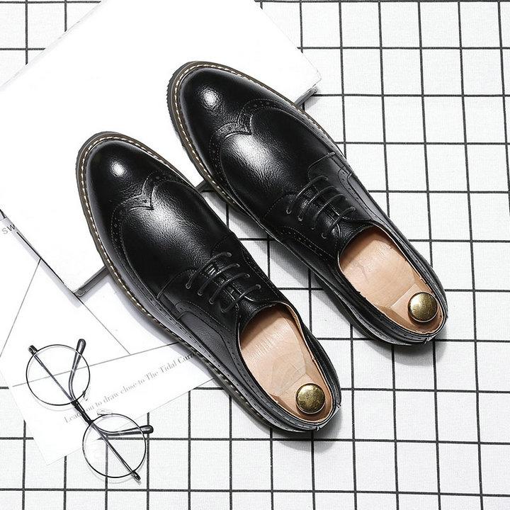 

Большой размер 46 модные роскошные мужские кожаные туфли свадебные деловые туфли для джентльменов ночные клубы броги резные туфли hjk78 11 чёрный